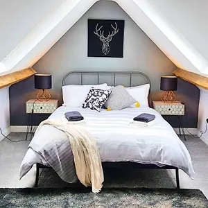 Apartment The Louis Armstrong- Modern 3 Bedroom Apartment, Super Close To The Centre, Cardiff